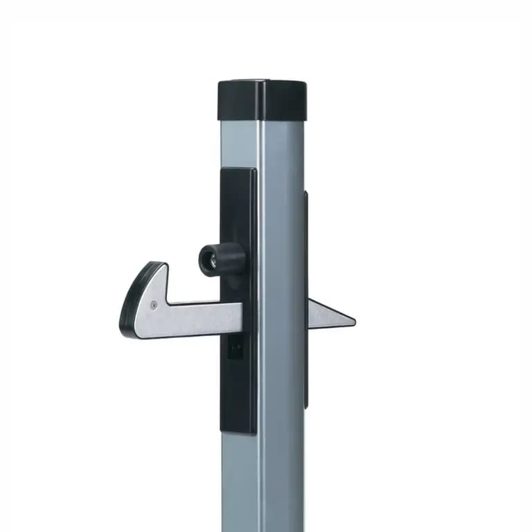 Under – Gate catcher