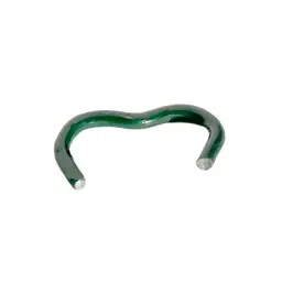 Accesoriu de gard: capse metalice PVC verde RAL 6005, cutie 1000 buc – capsă curbată, vedere de aproape