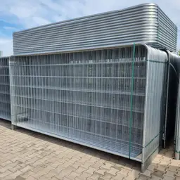 Gard mobil de șantier, panou Deco Standard – panouri zincate stivuite vertical