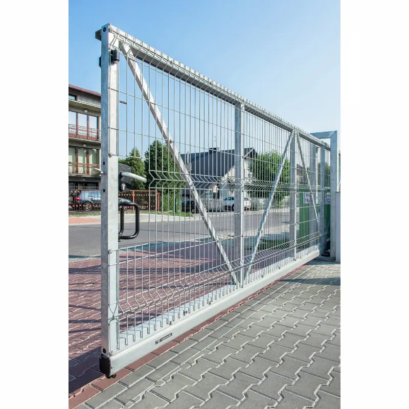 Poartă culisantă în consolă PI 95 – cu plasă, zonă rezidențială