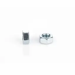 Accesoriu de gard: piuliță M8 – două bucăți, vedere laterală și frontală