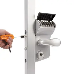 Încuietoare aplicată cu cod mecanic Locinox Vinci argintie – cheie și buton de deschidere