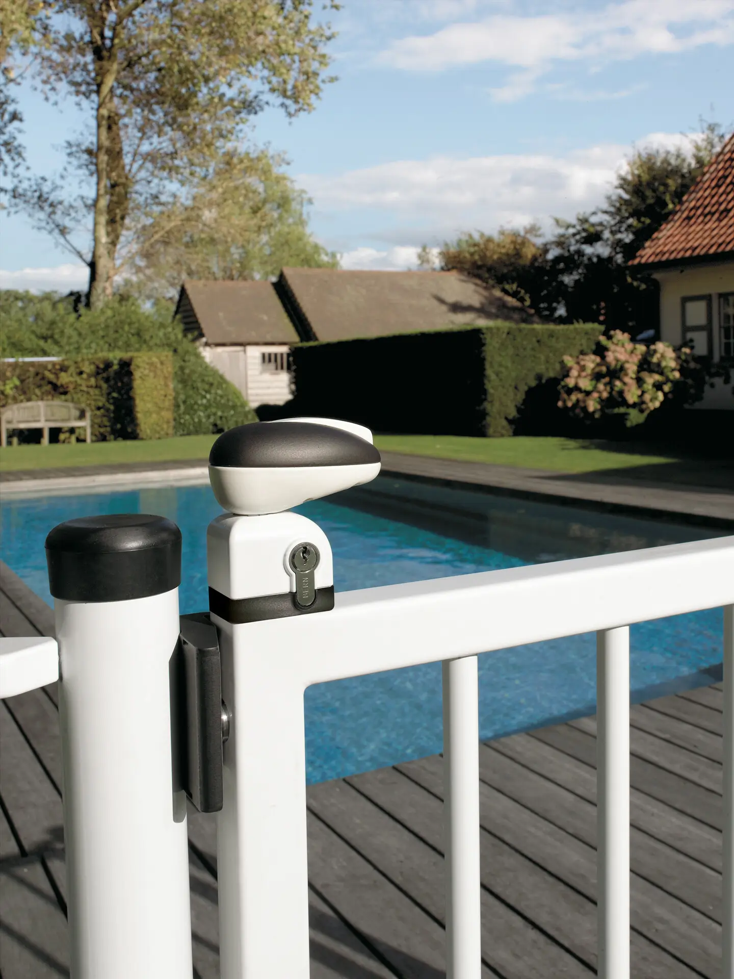 Opritor fix din PVC STKQF pentru încuietori TWIST40, adâncime profil 40 mm – poartă lângă piscină