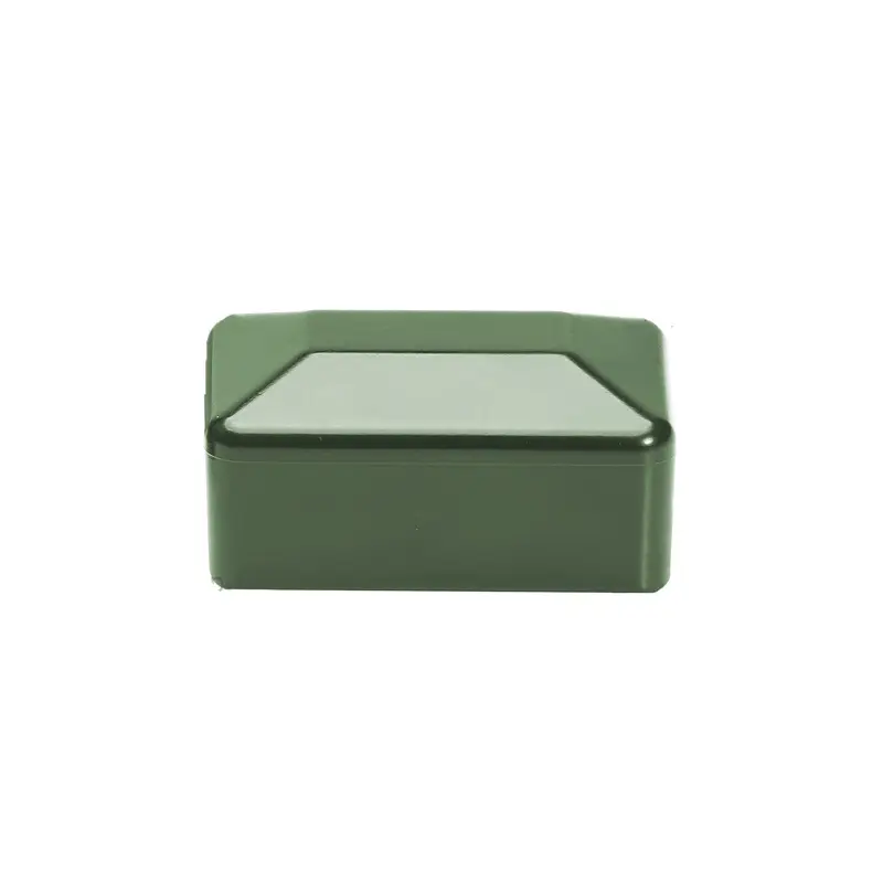 Accesoriu de gard: capac capișon PVC 40x80 mm, verde RAL 6005 – vedere de aproape