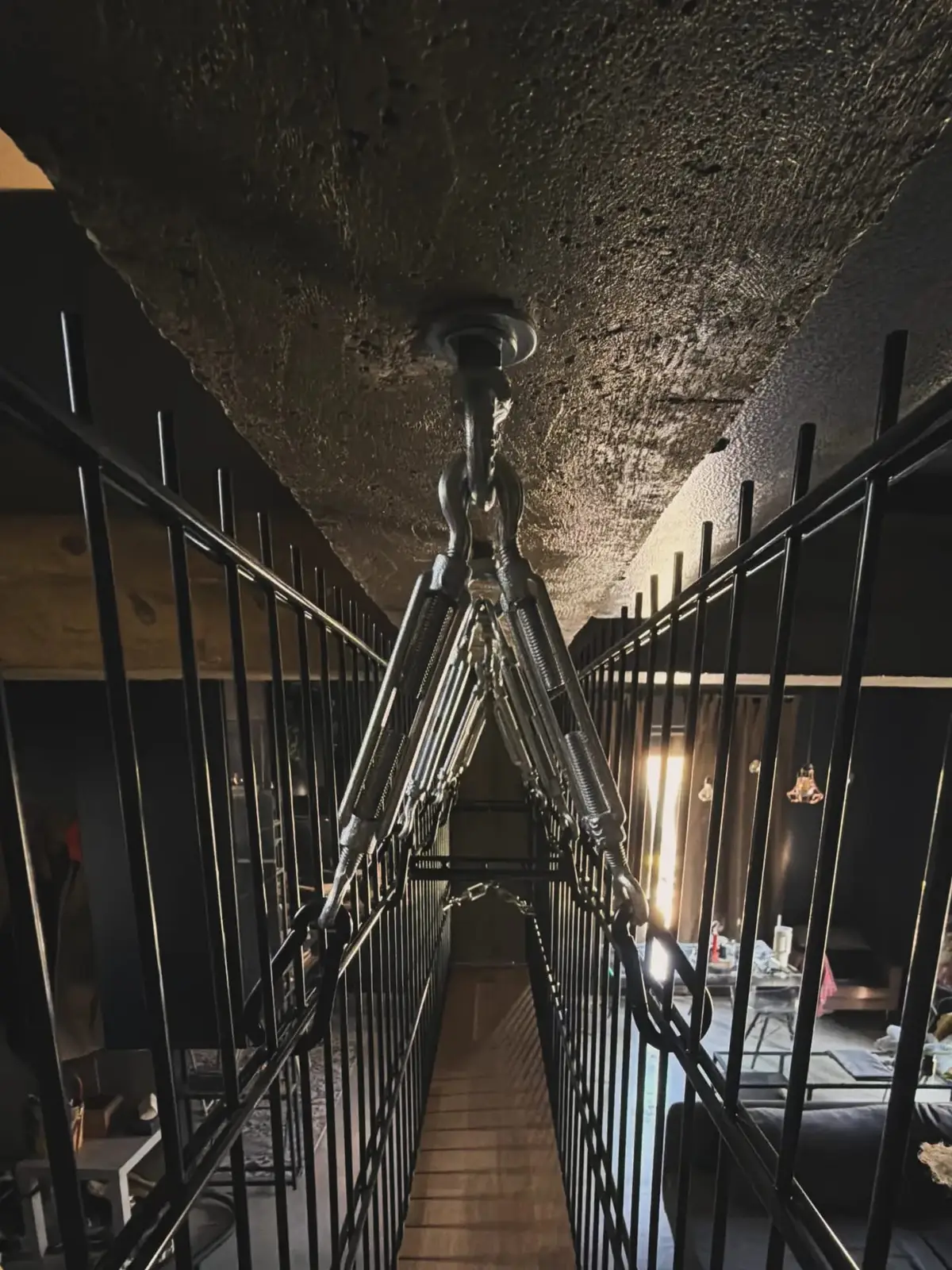 Gard dublu fir folosit interior