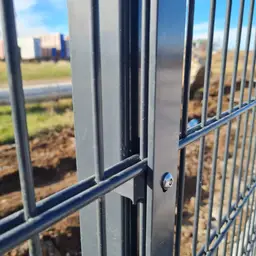 Stâlp gard sigma PVC 60x40x2 mm, 2600 mm, antracit – îmbinare între două panouri